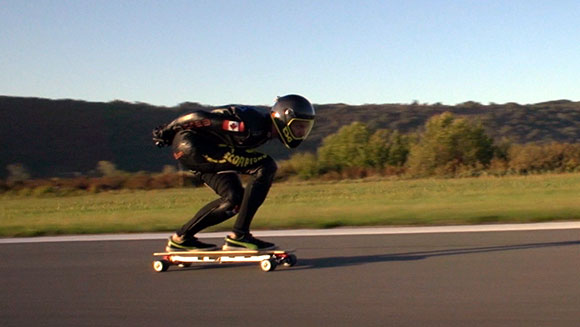 Video: Fastest speed on an electric skateboard - watch incredible footage as thrill-seeker Mischo Erban hits 95.83 km/h 