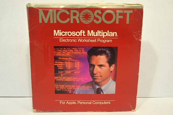 Multiplan, az egyik első
táblázatkezelő szoftver.