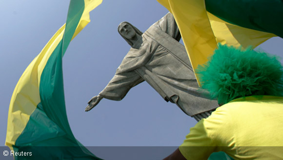 Christ-Redeemer-Article-580-327