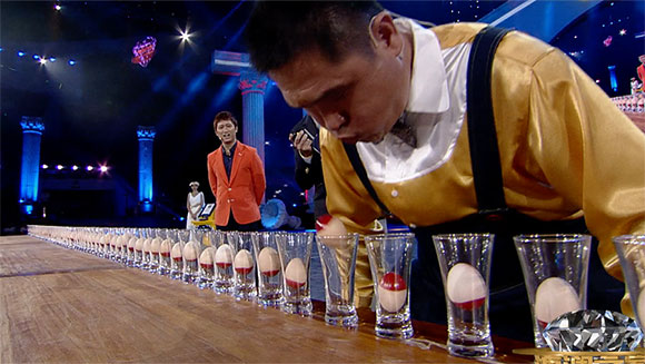 Most eggs in cups blown upside down in one minute main