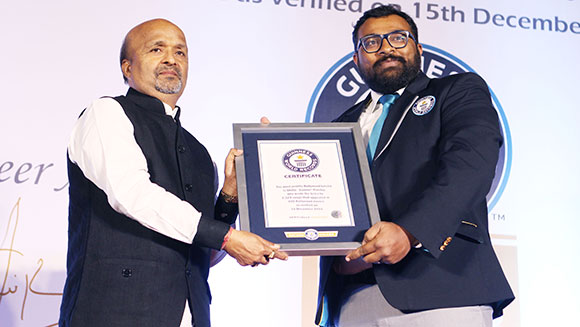 Most prolific Bollywood lyricist Sameer Pandey - header