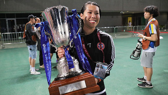 Chan Yuen championship trophy header