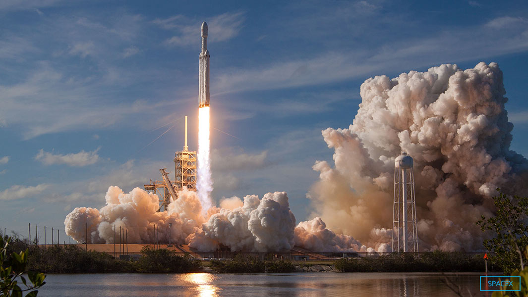 SpaceX header