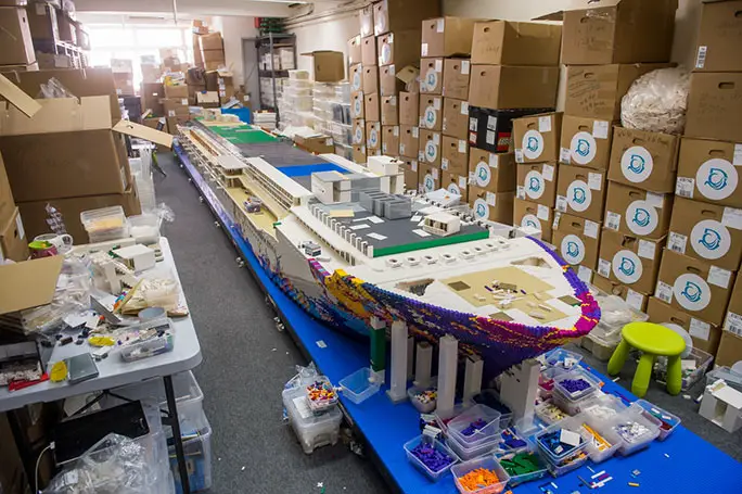 Video: The world's largest LEGO ship has been made using more than ...