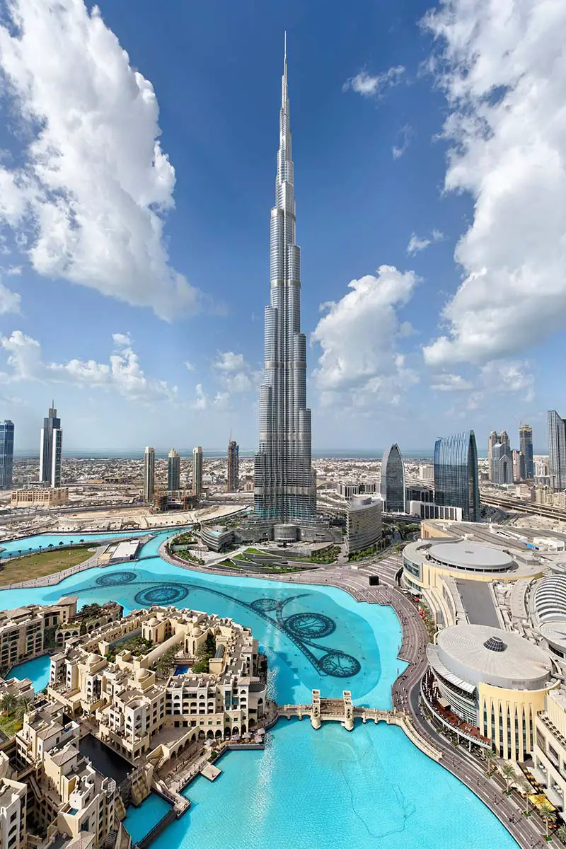 Burj Khalifa: The tallest building in the world | Guinness World Records
