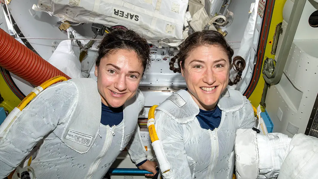 Female NASA Astronauts honored for record-breaking space walk 