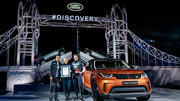 Land Rover sets Largest Lego sculpture world record with incredible Tower Bridge replica