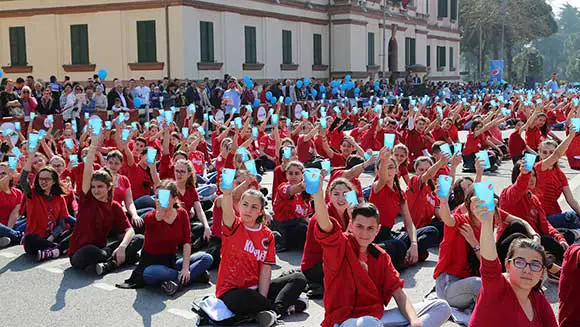 Thousands of kids take part in record-breaking cup percussion ensemble in Albania