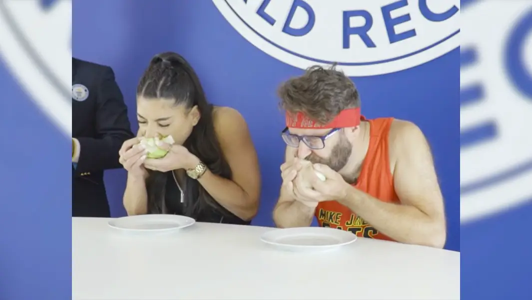 Leah Shutkever and Mike Jack face off in speed eating showdown