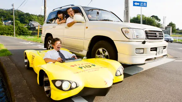 Mirai - the world's lowest roadworthy car - video