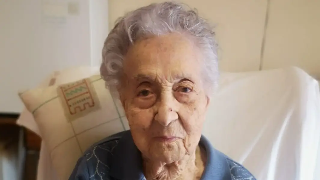 World's oldest living person confirmed as US-born Spanish woman | Guinness  World Records