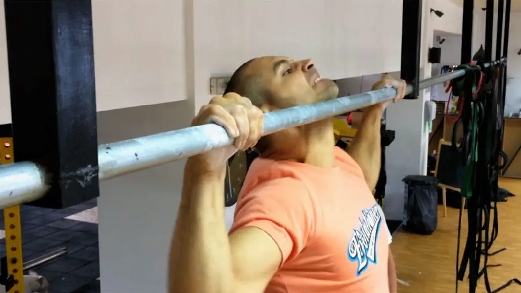 Former Ninja Warrior contender and a personal trainer battle for pull ups record