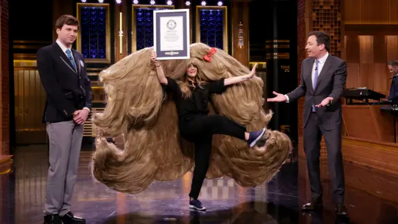 Drew Barrymore wears world's widest wig on The Tonight Show Starring Jimmy  Fallon | Guinness World Records