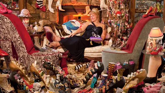 Darlene Flynn - owner of the world's largest collection of shoe-related items - video