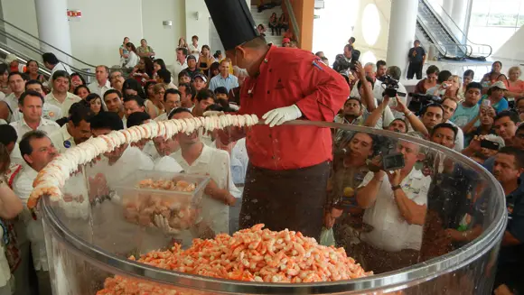 Largest Shrimp Cocktail Made In Mexico Guinness World Records