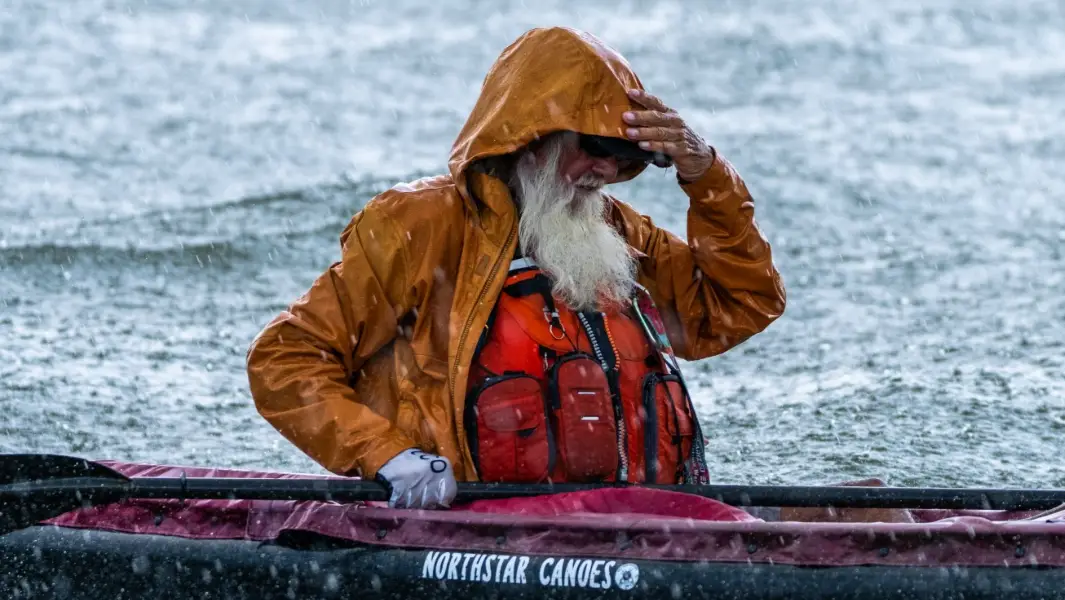 87-year-old man is oldest to embark on record-breaking paddle down Mississippi River