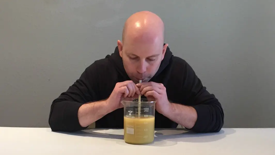 Video: Man downs litre of gravy in just over one minute to set new record
