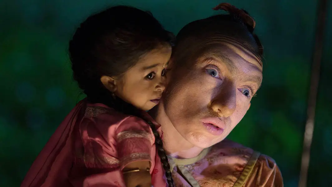 World's shortest woman spills all on starring in American Horror Story