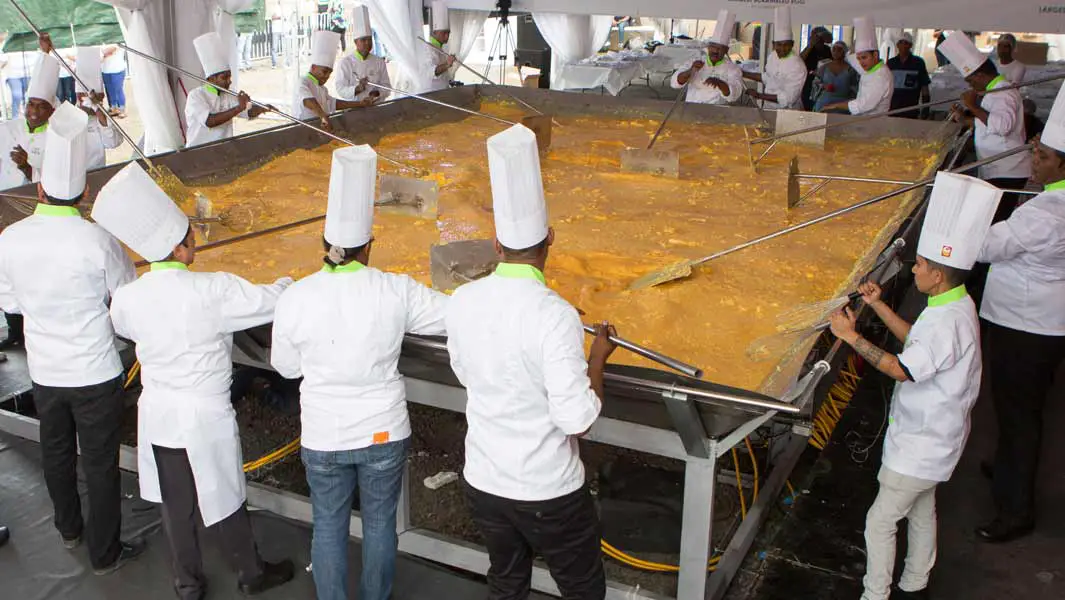 Largest scrambled eggs ever made weighs more than two tonnes