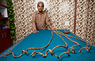 Check out the longest fingernails ever in Shridhar Chillal's Record Holder Profile Video