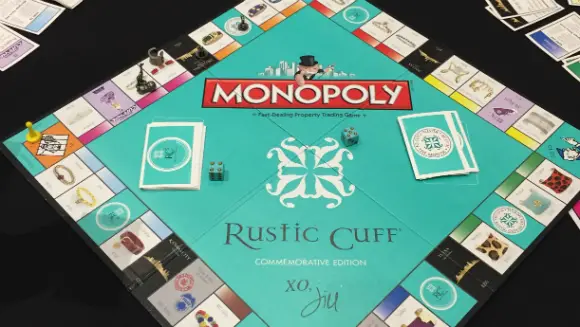 Most people playing Monopoly world record set by Facebook fan group