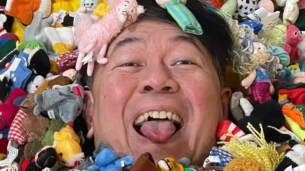 Dad with world's largest finger puppet collection was inspired by his kids' laughter