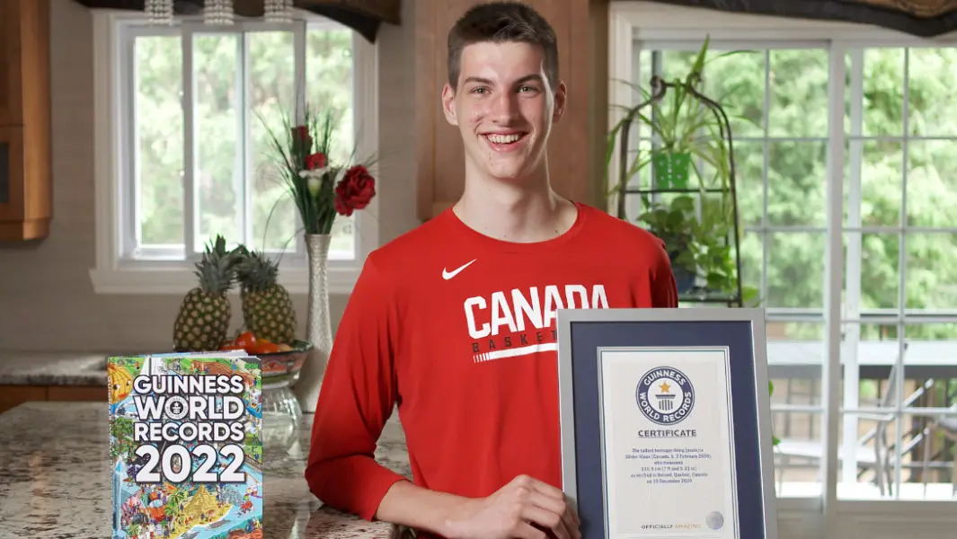 Canadian confirmed as tallest teenager in the world