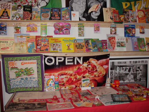 Pizza enthusiast sets new memorabilia world record | Guinness World Records