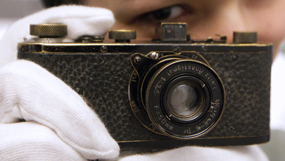 leica main