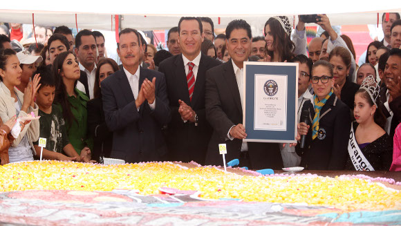 Durango Fruit Cake MAINIMAGE