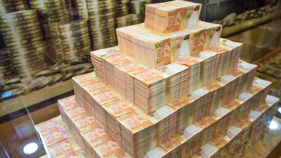 Baccarat prize main