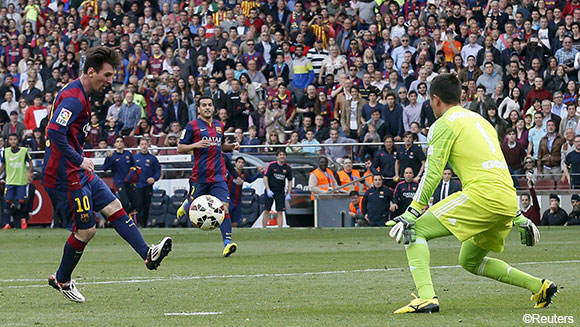 Messi score 400th goal for Barcelona