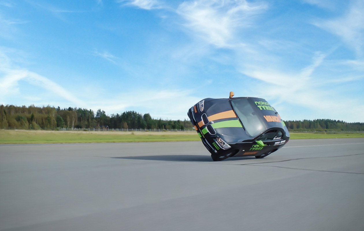 Fastest side wheelie header