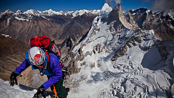 First ascent of the Sharks Fin route Meru Peak header