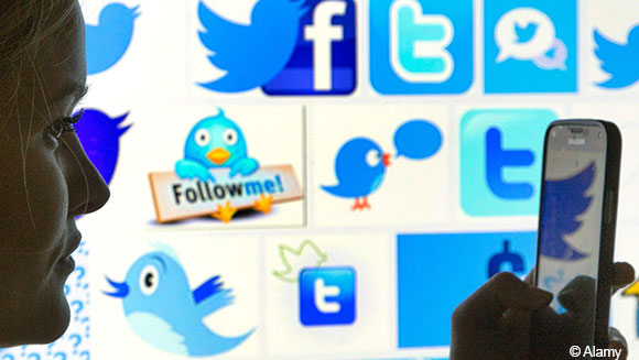 Twitter/Facebook creative