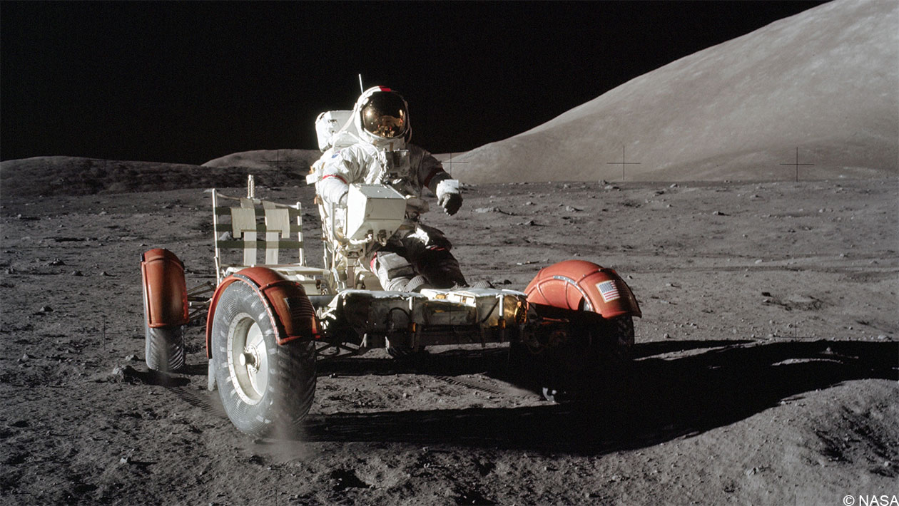 Eugene-Cernan-moon-buggy
