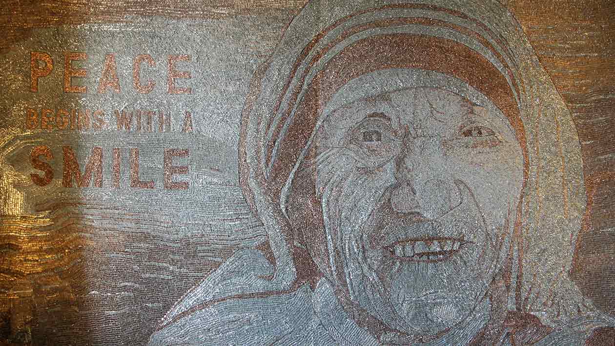 Largest staple mosaic