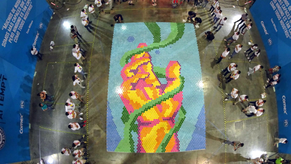 Largest paint can mosaic 1