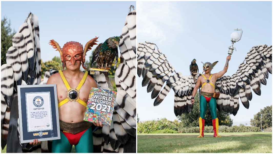 Largest-mechanical-cosplay-wings-certificate-and-book-header