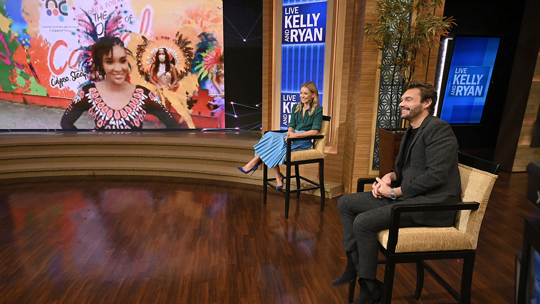 live-on-set-with-kelly-ripa-and-ryan-seacrest