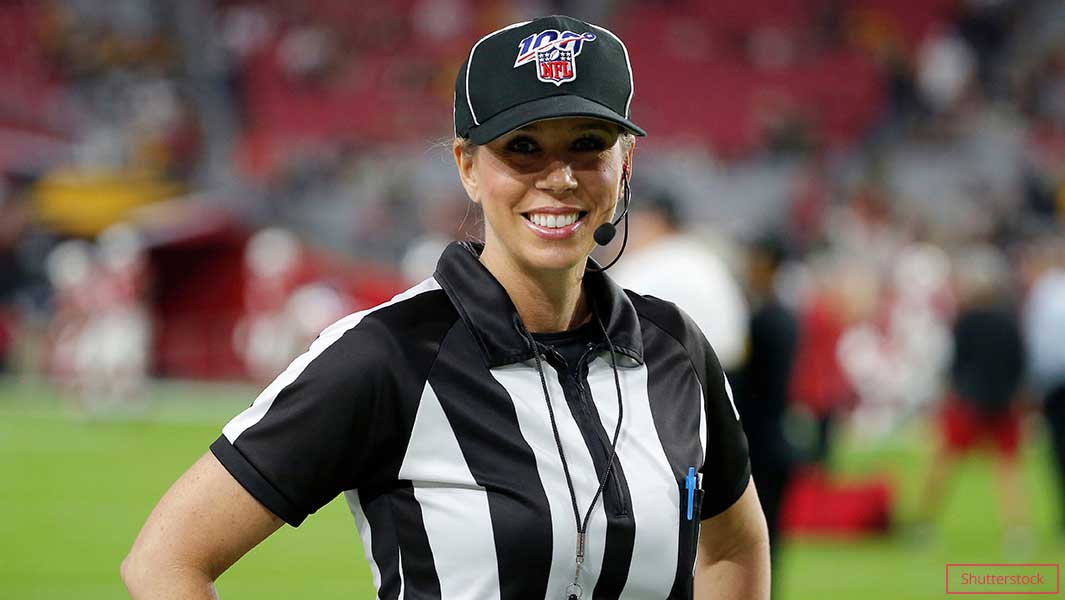 Sarah-Thomas-posing-for-camera-at-game