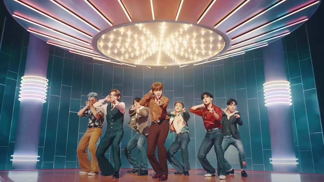 BTS-performing-in-dynamite-music-video