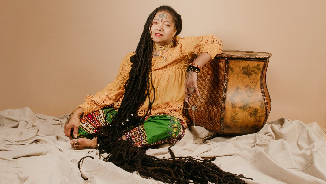 Longest hair on a person ever (female) | Guinness World Records