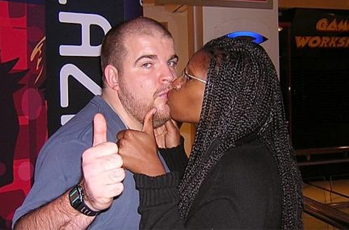 Why did we deactivate the longest kiss world record? | Guinness World ...