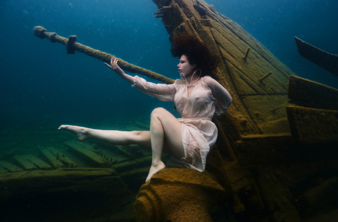 Ciara posing on the shipwreck
