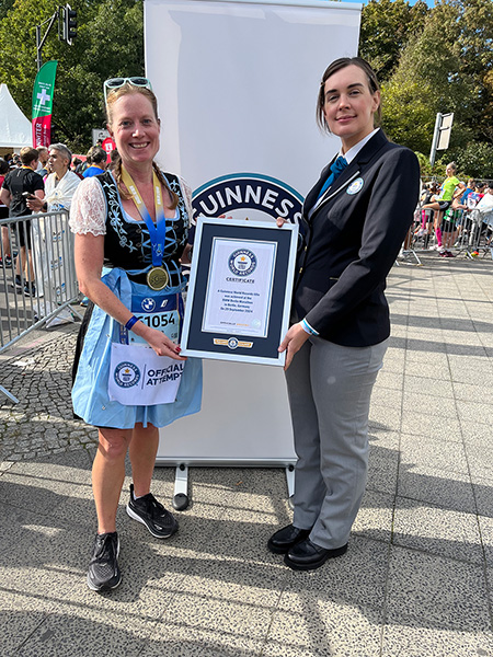 Fastest marathon in a traditional dress