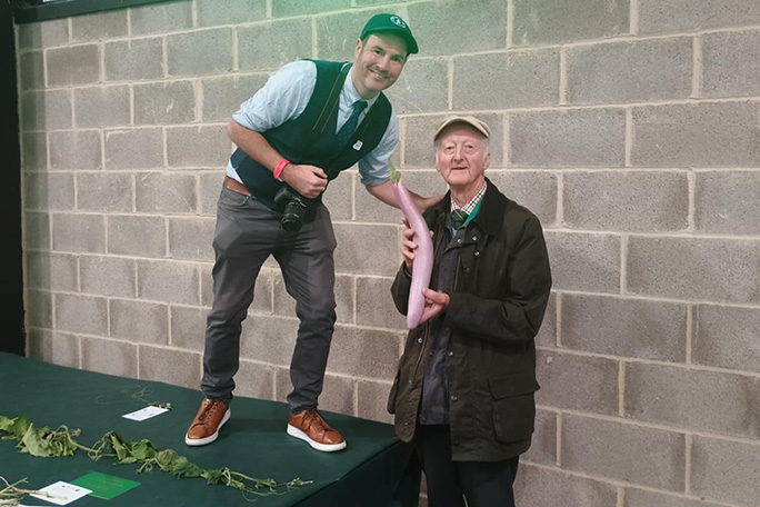 malvern-20-peter-glazebrook-with-longest-aubergine-and-gwr-senior-managing-editor-adam-millward