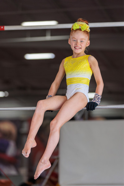 Kynlee sitting on the bar