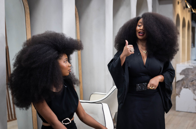 Aevin giving a thumbs up to Jess