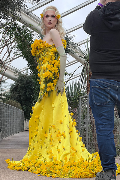 the most flowers on a dress